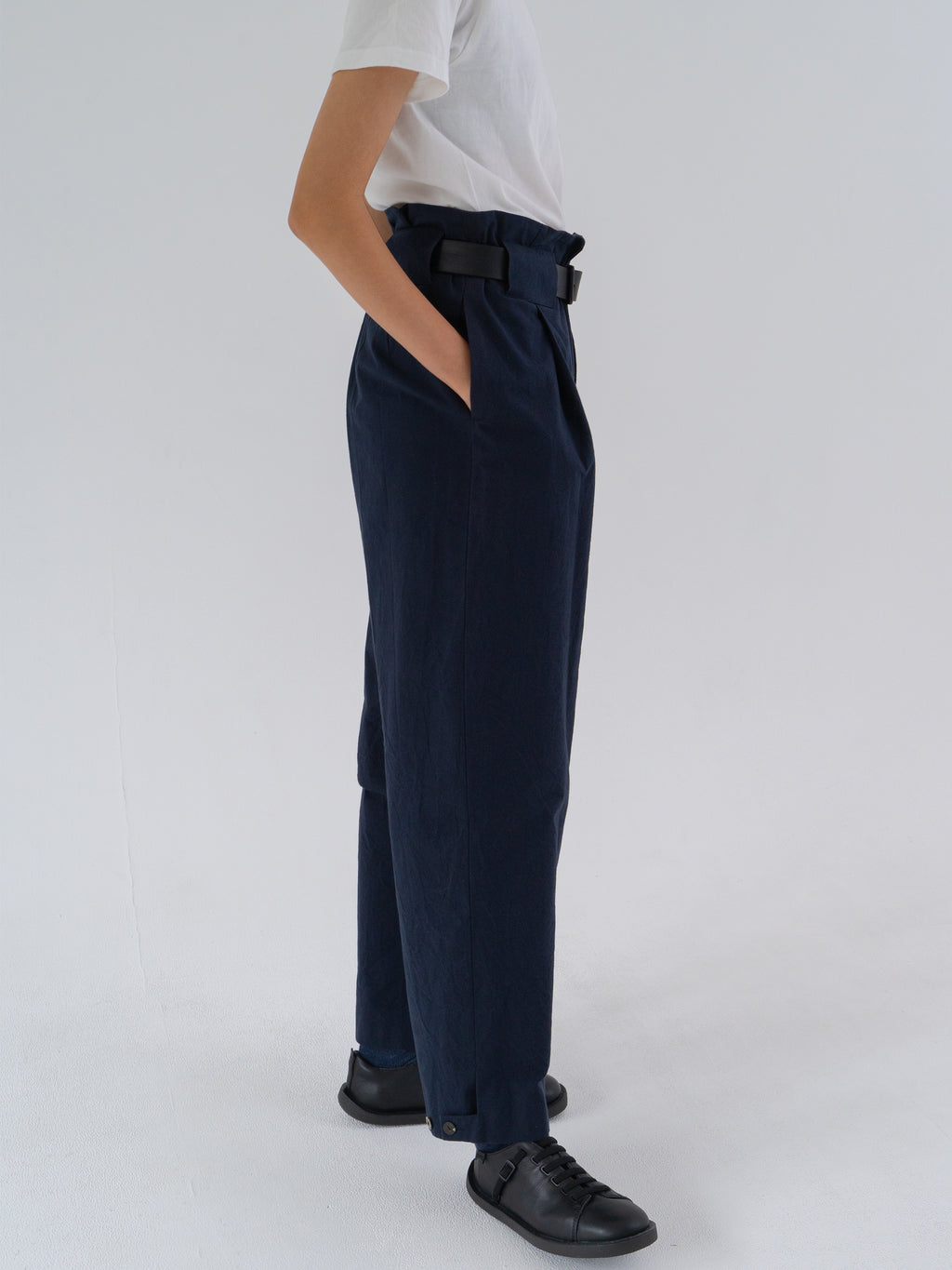 TYPE PANTS cotton trousers navy